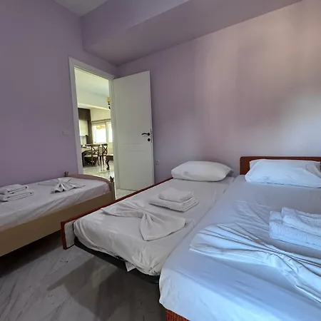 Kyriakos * נאה רודה